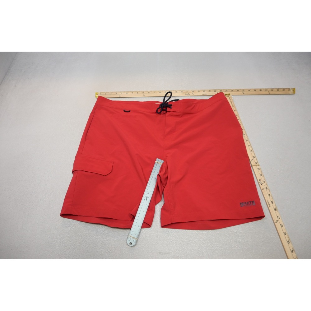 Duluth Trading‎ Co Board Shorts Mens 46 Red Cargo Pocket Stretch Excellent